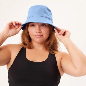 Girlfriend Collective 50/50 bucket hat Provence size 2 M/L medium large blue